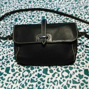 Dooney & Bourke small black crossbody